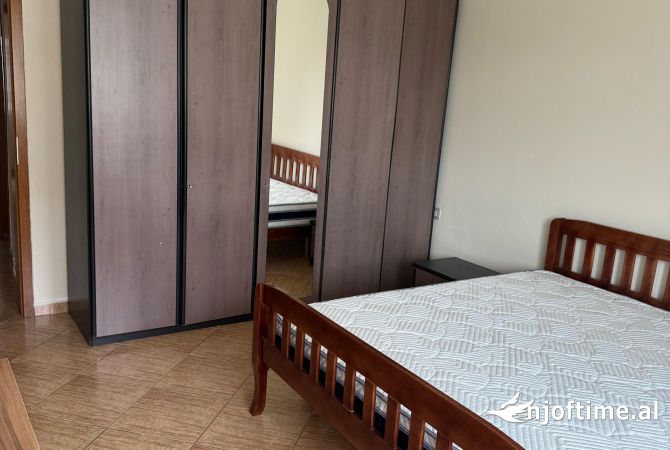 Shtepi me qera 2+1 ne Tirane - 700 Euro