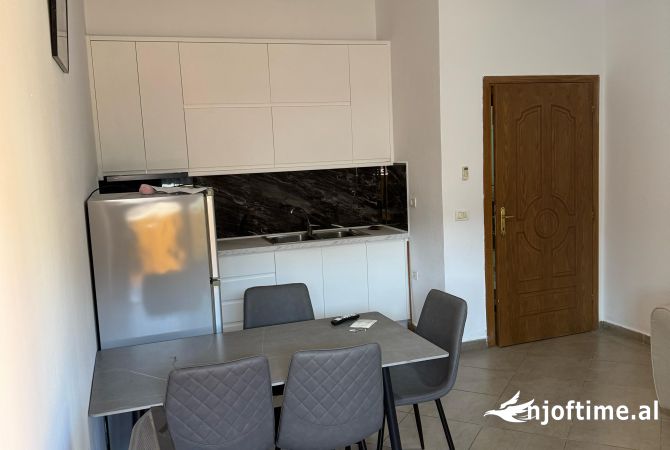 Shtepi me qera 1+1 ne Tirane - 460 Euro