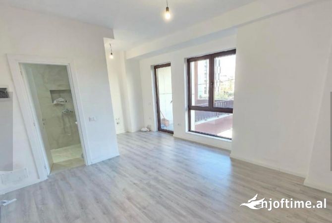 Ambient biznesi me qera 1+1 ne Tirane - 500 Euro