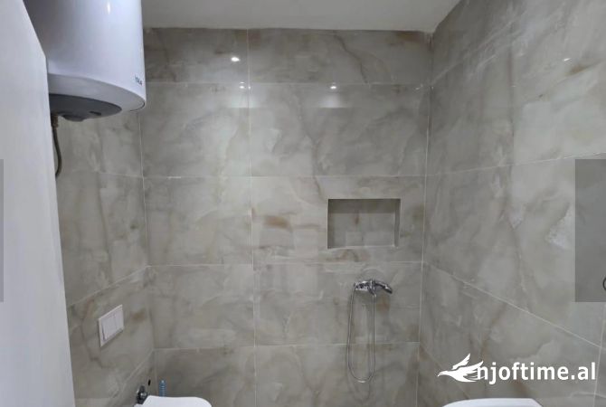 Ambient biznesi me qera 1+1 ne Tirane - 500 Euro