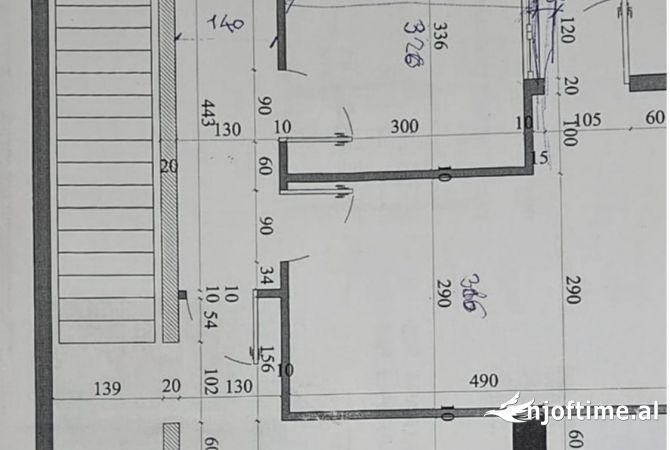 Shtepi ne shitje Papafingo(kati i catise) ne Tirane, 2+1, Mobilimi E mobiluar, Pagesa 195,000  Euro.