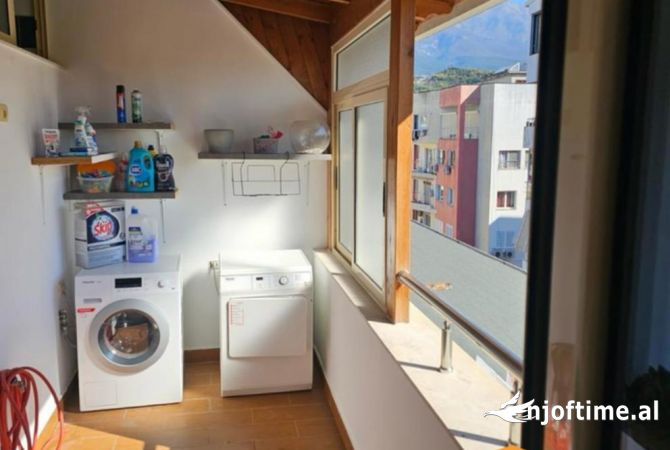 Shtepi ne shitje 2+1 ne Tirane - 195,000 Euro