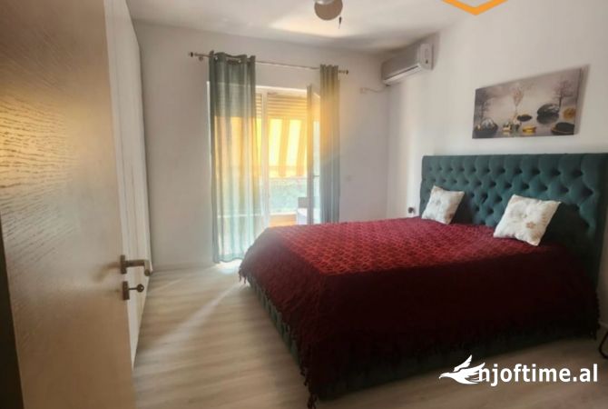 Shtepi me qera 2+1 ne Tirane - 650 Euro