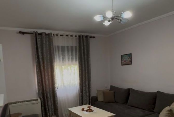 Shtepi me qera 2+1 ne Tirane - 500 Euro