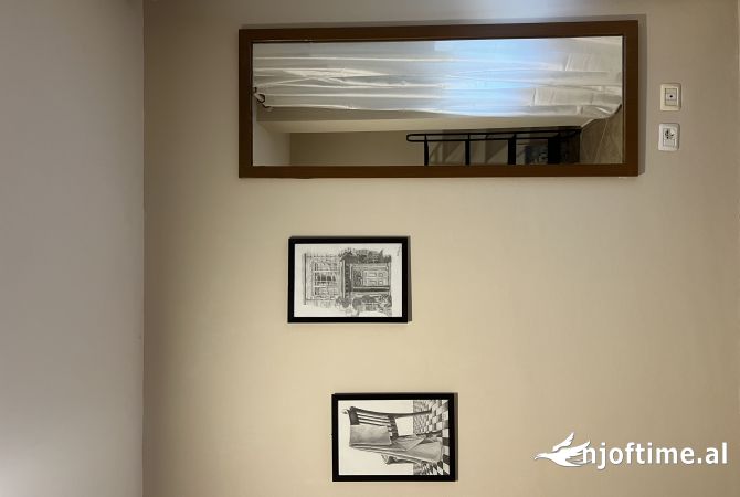 Shtepi me qera Apartament ne Tirane, 2+1, Mobilimi E mobiluar, Pagesa 65,000  Leke.