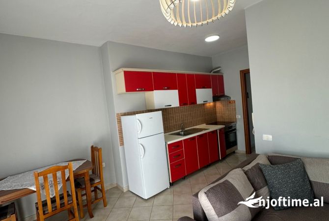 Shtepi me qera 2+1 ne Tirane - 450 Euro