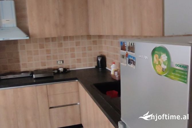 Shtepi me qera Apartament ne Tirane, 1+1, Mobilimi E mobiluar, Pagesa 35,000  Leke.