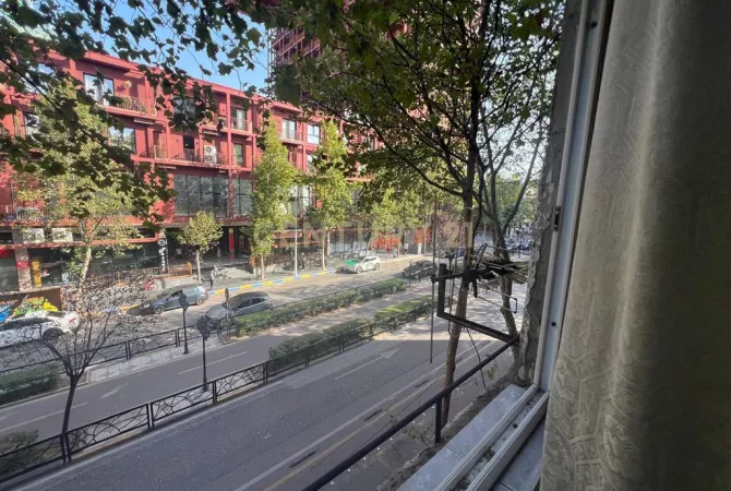 Shtepi me qera Apartament ne Tirane, 1+1, Mobilimi E mobiluar, Pagesa 550  Euro.