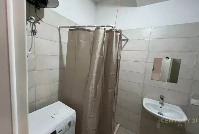 Shtepi me qera 2+1 ne Tirane - 500 Euro