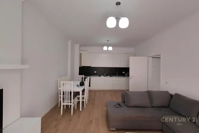 Shtepi me qera Apartament ne Tirane, 1+1, Mobilimi E mobiluar, Pagesa 550  Euro.