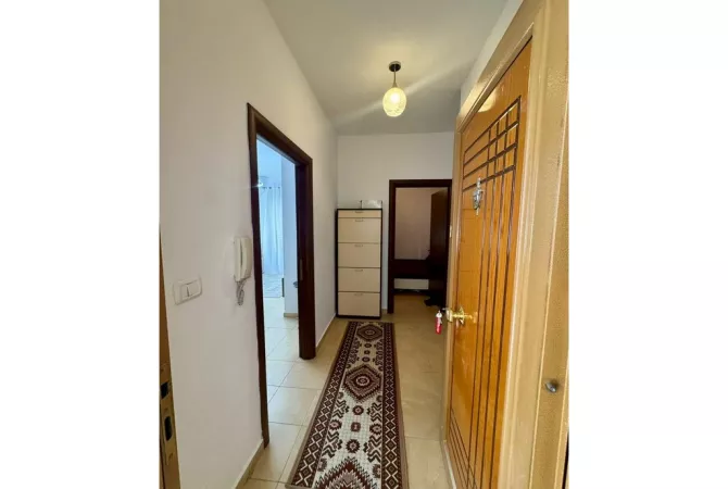 Shtepi me qera Apartament ne Tirane, 2+1, Mobilimi E mobiluar, Pagesa 550  Euro.