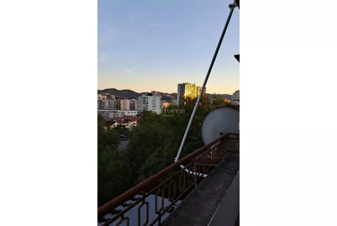 Shtepi me qera 1+1 ne Tirane - 450 Euro