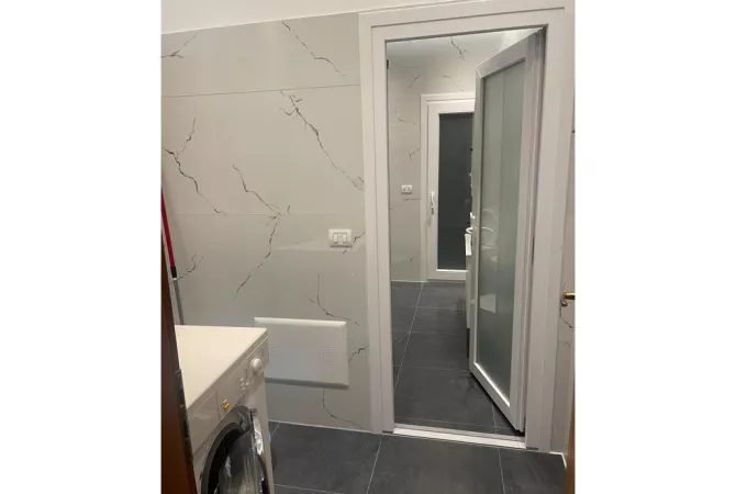 Shtepi me qera 2+1 ne Tirane - 680 Euro