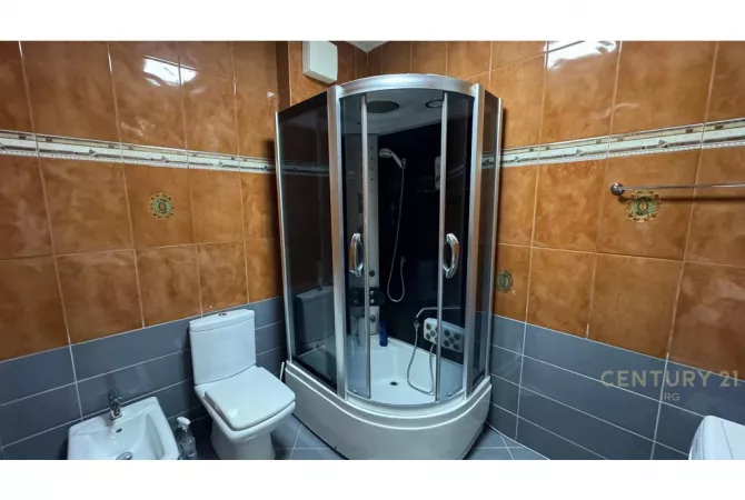 Shtepi me qera Apartament ne Tirane, 1+1, Mobilimi E mobiluar, Pagesa 800  Euro.