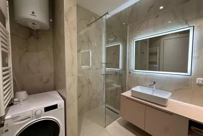 Shtepi me qera Apartament ne Tirane, 2+1, Mobilimi E mobiluar, Pagesa 1,200  Euro.