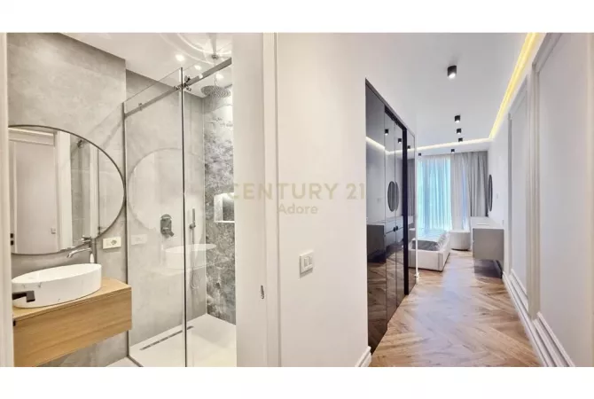 Shtepi me qera Apartament ne Tirane, 3+1, Mobilimi E mobiluar, Pagesa 2,200  Euro.