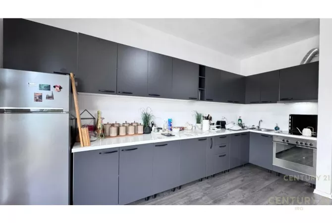 Shtepi me qera 1+1 ne Tirane - 750 Euro