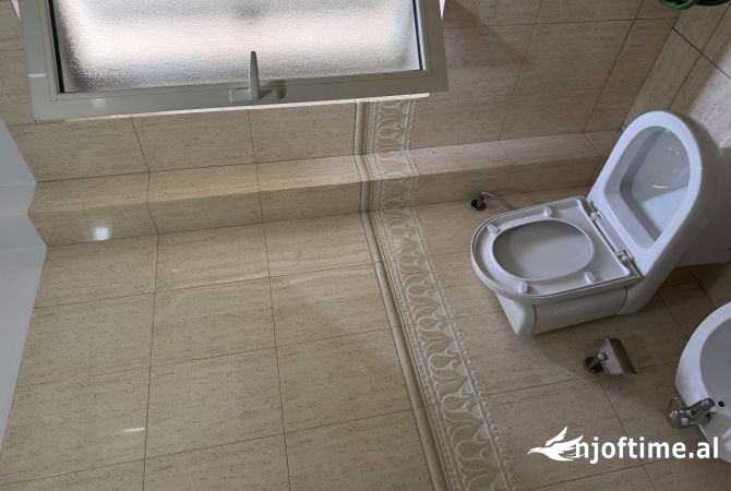 Shtepi me qera 2+1 ne Tirane - 550 Euro