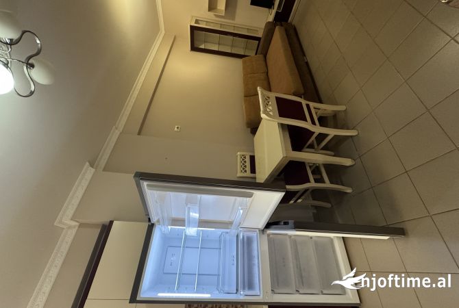 Shtepi me qera 2+1 ne Tirane - 450 Euro