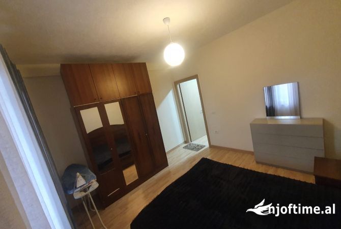 Shtepi me qera 1+1 ne Tirane - 430 Euro