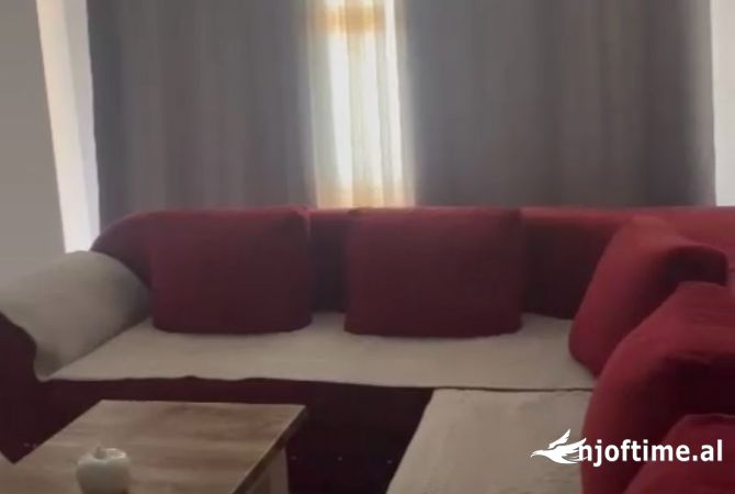 Shtepi me qera 2+1 ne Tirane - 500 Euro