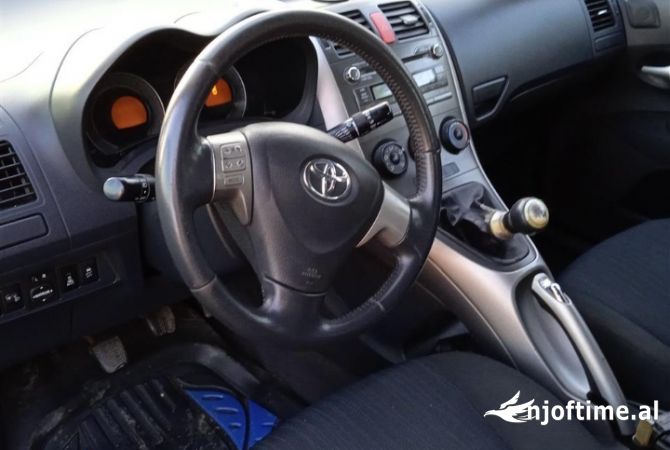 Auto in Vendita  a Koriza - 5,600 Euro