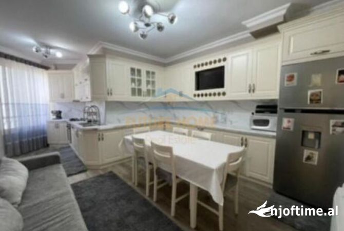 Shtepi me qera 2+1 ne Tirane - 600 Euro