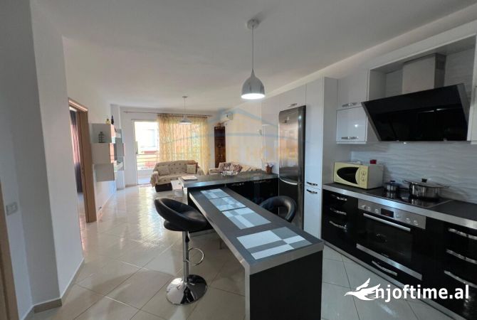 Shtepi me qera 2+1 ne Tirane - 600 Euro