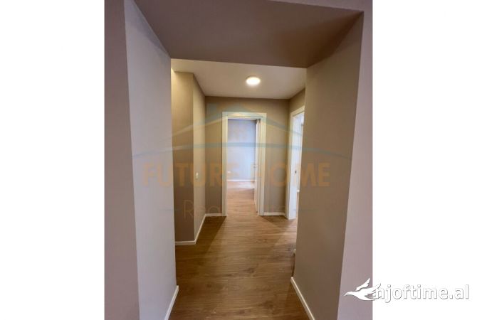 Shtepi me qera 2+1 ne Tirane - 950 Euro