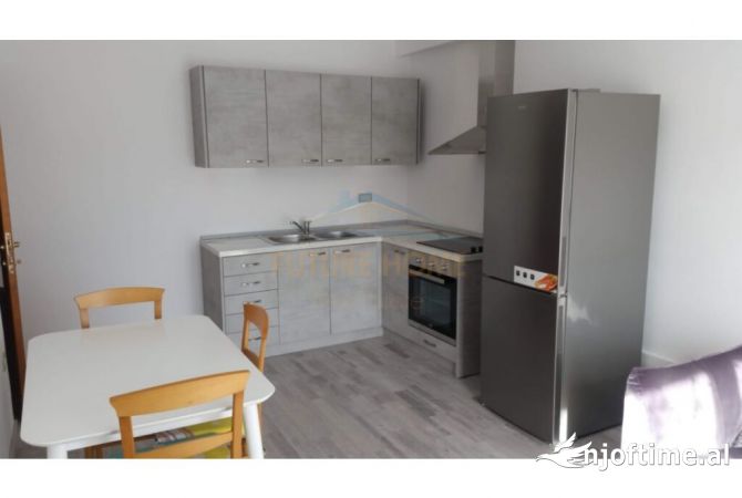 Shtepi me qera 2+1 ne Tirane - 400 Euro