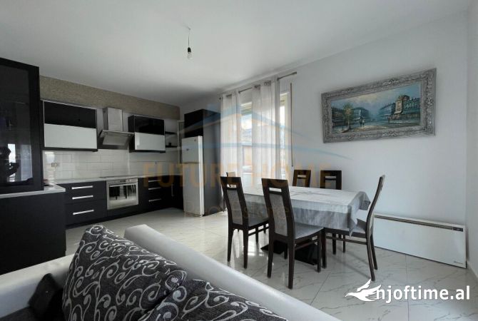 Shtepi me qera 4+1 ne Tirane - 600 Euro