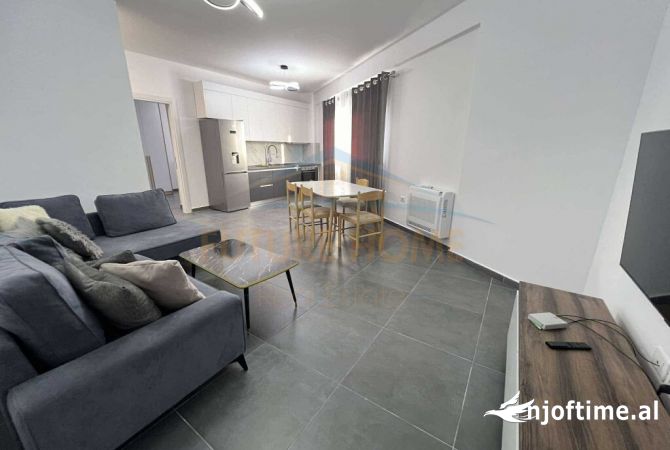 Shtepi me qera Apartament ne Tirane, 1+1, Mobilimi E mobiluar, Pagesa 600  Euro.