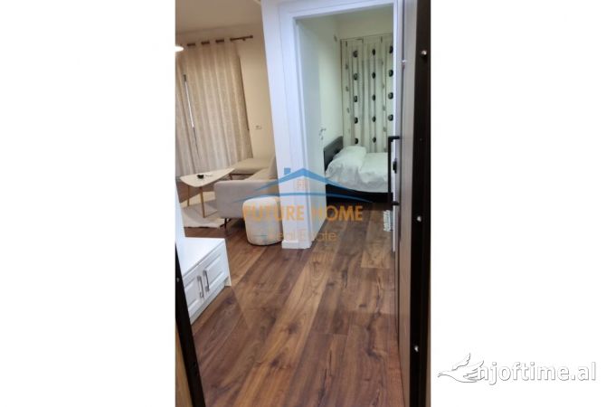 Shtepi me qera 1+1 ne Tirane - 750 Euro