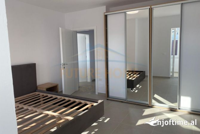 Shtepi ne shitje 1+1 ne Tirane - 142,000 Euro