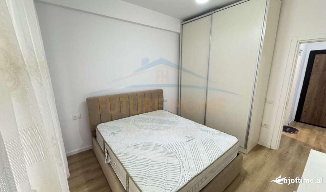 Shtepi me qera Apartament ne Tirane, 1+1, Mobilimi E mobiluar, Pagesa 430  Euro.