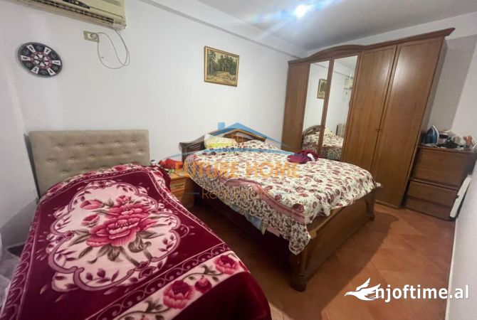 Shtepi ne shitje Apartament ne Tirane, 1+1, Mobilimi E mobiluar, Pagesa 105,000  Euro.