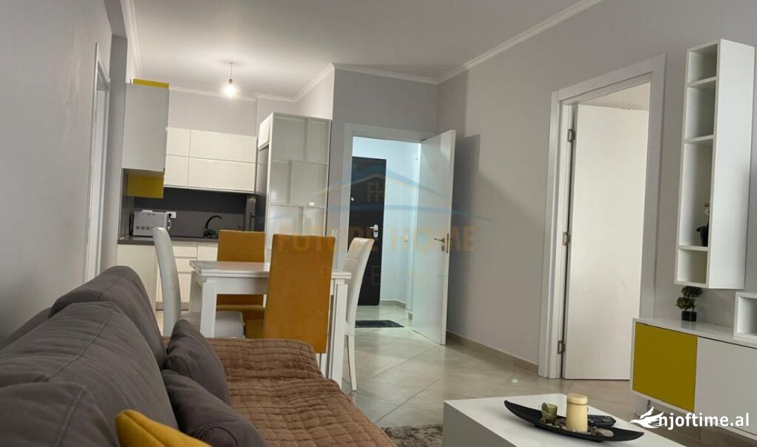 Shtepi me qera Apartament ne Tirane, 2+1, Mobilimi E mobiluar, Pagesa 700  Euro.