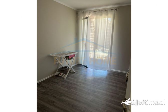 Shtepi me qera Apartament ne Tirane, 2+1, Mobilimi E mobiluar, Pagesa 600  Euro.