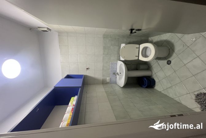 Shtepi me qera Apartament ne Tirane, 2+1, Mobilimi E mobiluar, Pagesa 600  Euro.