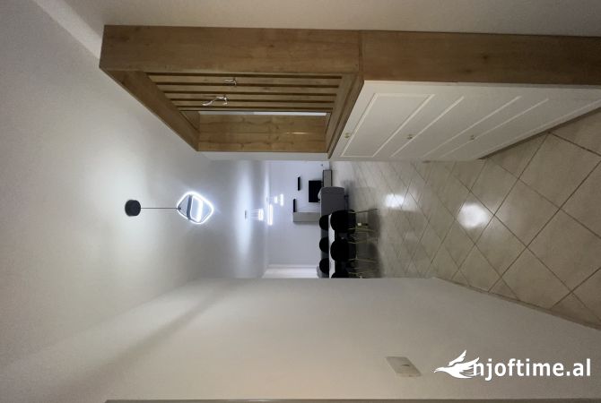 Shtepi me qera 2+1 ne Tirane - 600 Euro