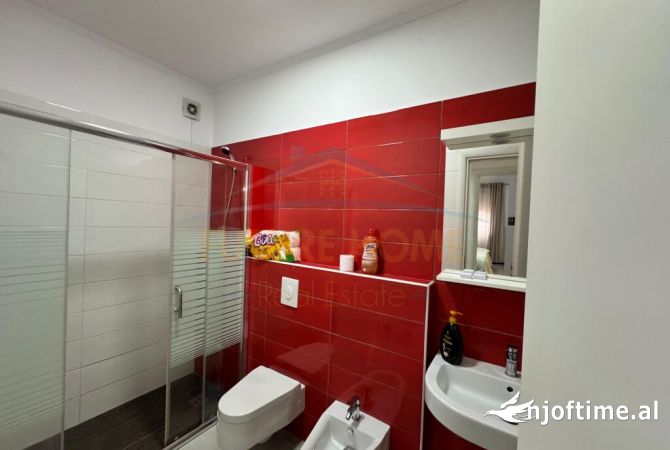 Shtepi me qera Apartament ne Tirane, 1+1, Mobilimi E mobiluar, Pagesa 550  Euro.