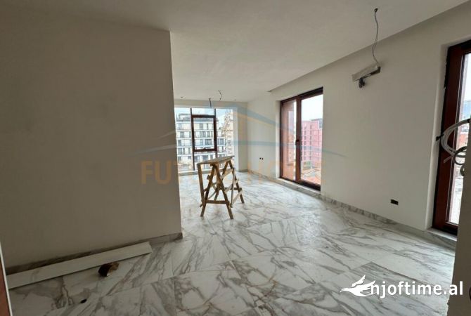Shtepi ne shitje Apartament ne Tirane, 1+1, Mobilimi Bosh, pa mobiluar, Pagesa 205,260  Euro.