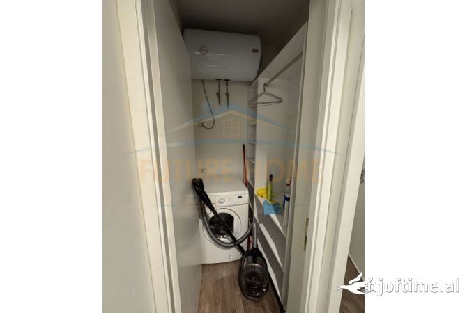 Shtepi me qera Apartament ne Tirane, 2+1, Mobilimi E mobiluar, Pagesa 1,200  Euro.