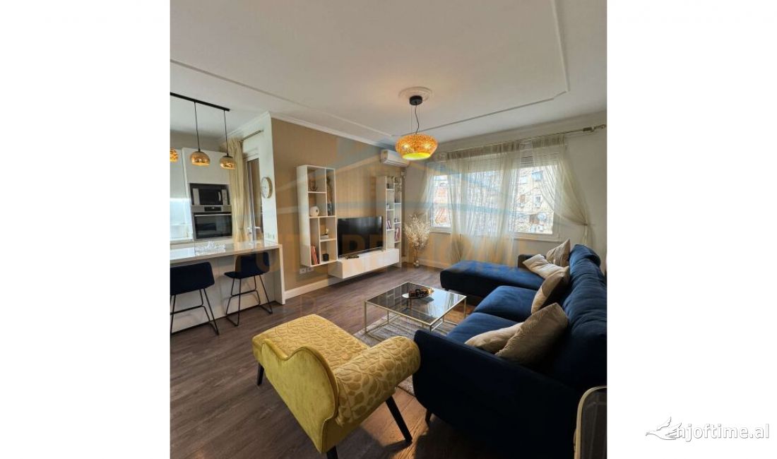 Shtepi me qera Apartament ne Tirane, 2+1, Mobilimi E mobiluar, Pagesa 1,200  Euro.