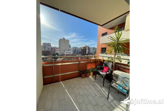 Shtepi me qera Apartament ne Tirane, 1+1, Mobilimi E mobiluar, Pagesa 800  Euro.