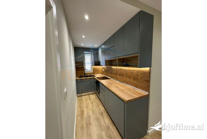 Shtepi me qera Apartament ne Tirane, 1+1, Mobilimi E mobiluar, Pagesa 850  Euro.