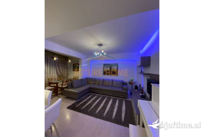 Shtepi me qera Apartament ne Tirane, 2+1, Mobilimi E mobiluar, Pagesa 900  Euro.