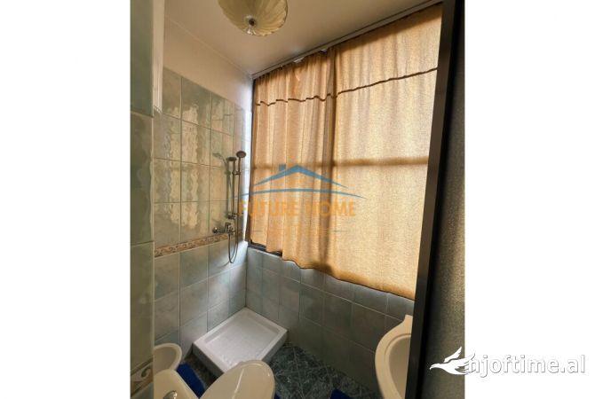 Shtepi me qera Apartament ne Tirane, 2+1, Mobilimi E mobiluar, Pagesa 650  Euro.