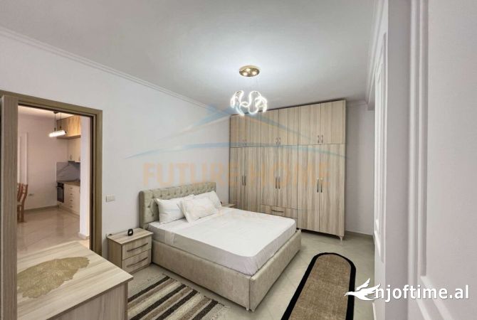 Shtepi ne shitje Apartament ne Tirane, 2+1, Mobilimi E mobiluar, Pagesa 143,000  Euro.