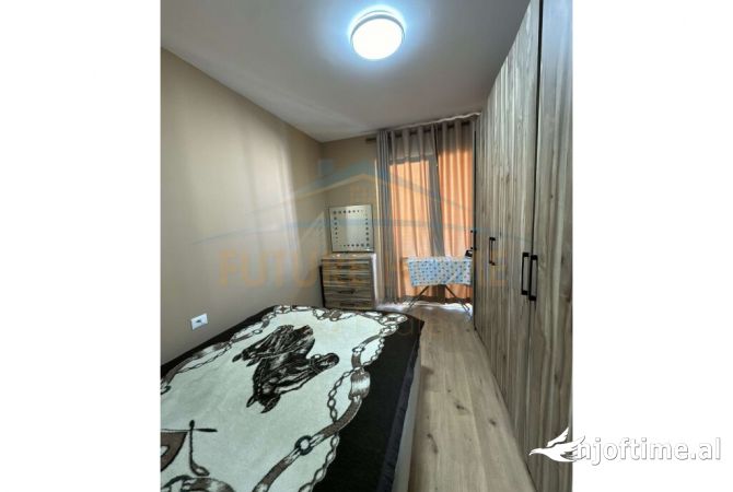 Shtepi ne shitje Apartament ne Tirane, 1+1, Mobilimi E mobiluar, Pagesa 108,000  Euro.